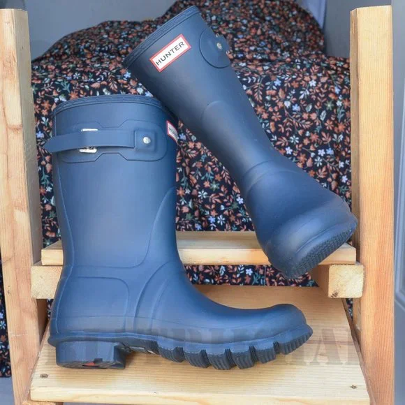 Women boots Hunter- Navy Original Short Rain Boots - Picture 2 of 8